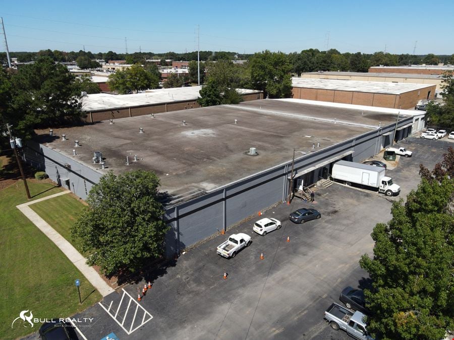 ±51,738 SF Industrial Office/Warehouse in Stone Mountain, GA