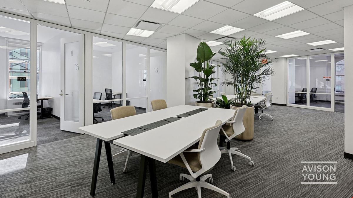 Indy by Industrious - 5 Columbus Circle