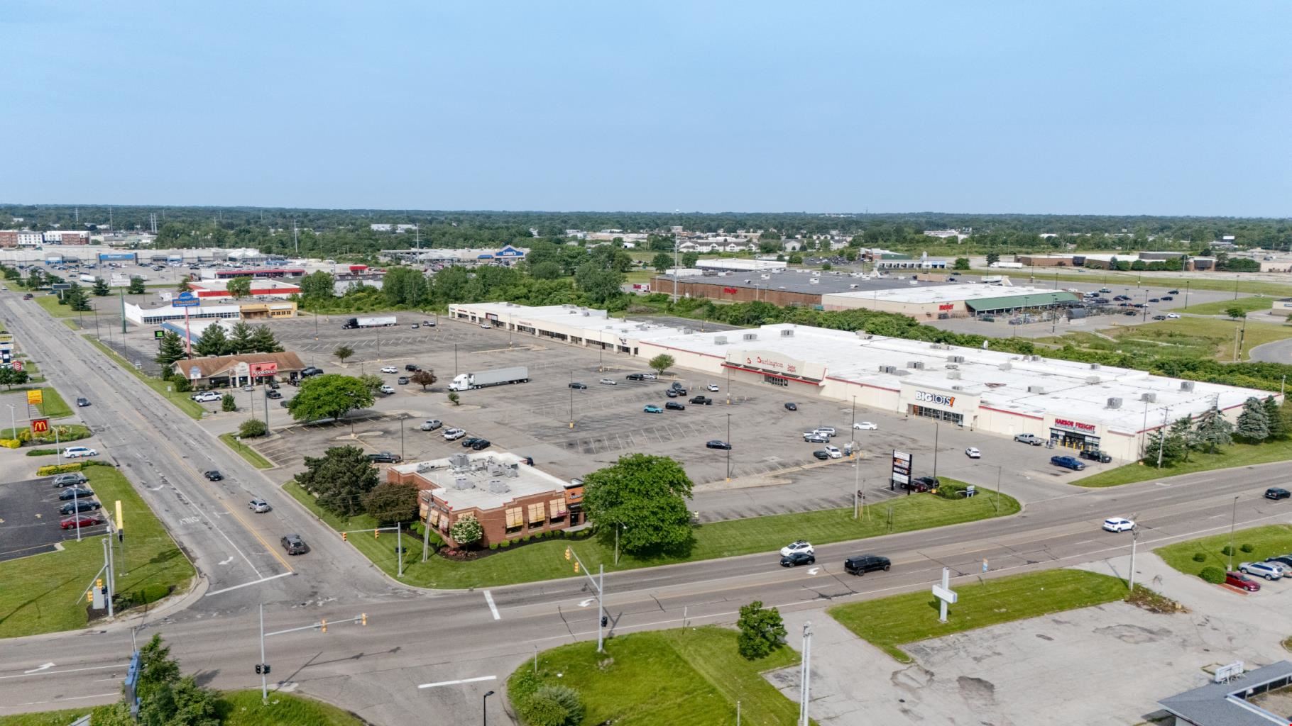 Pipestone Plaza