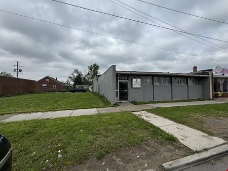 Preview of Retail space for Sale at 20524 & 20538 W Warren Ave