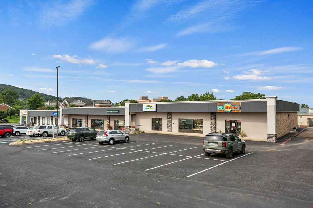 FOR LEASE – Prime Office / Retail Space | ±1,500 SF | High-Visibility Location