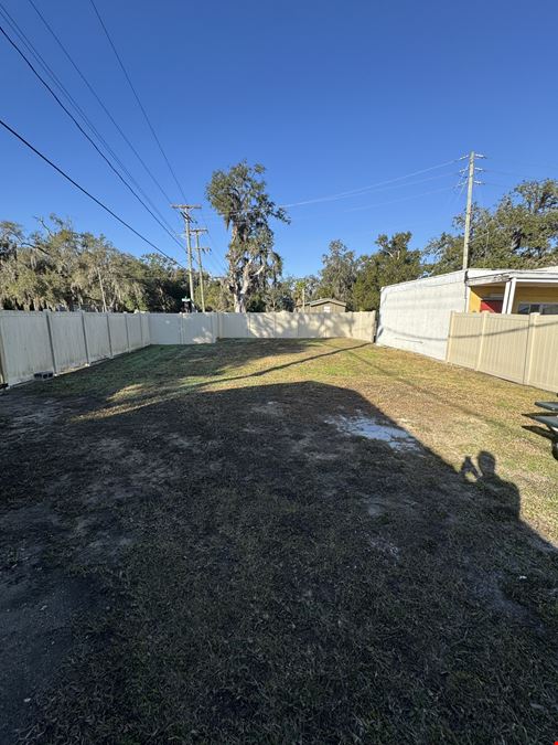 Building and Real Estate for Sale