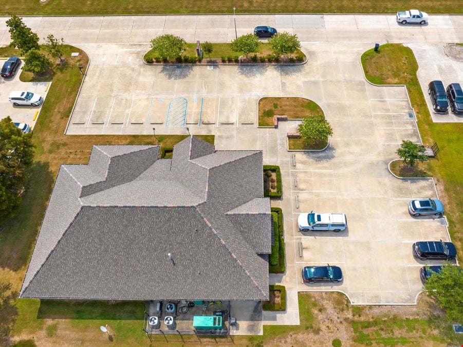 4,634 SF Modern Office Building in Houma