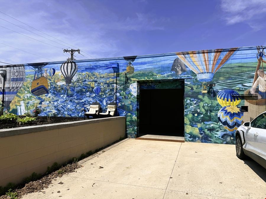 207 N Main St