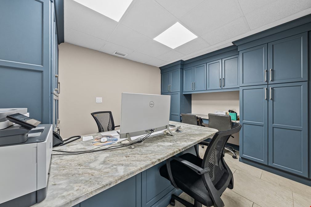 9,900 SF Industrial Warehouse Facility
