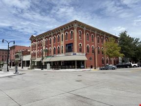 1821-1823 2nd Ave