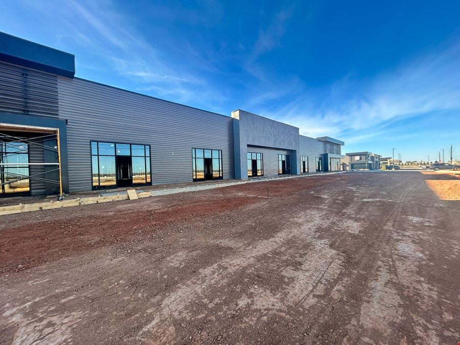 HWY 83 Retail Center