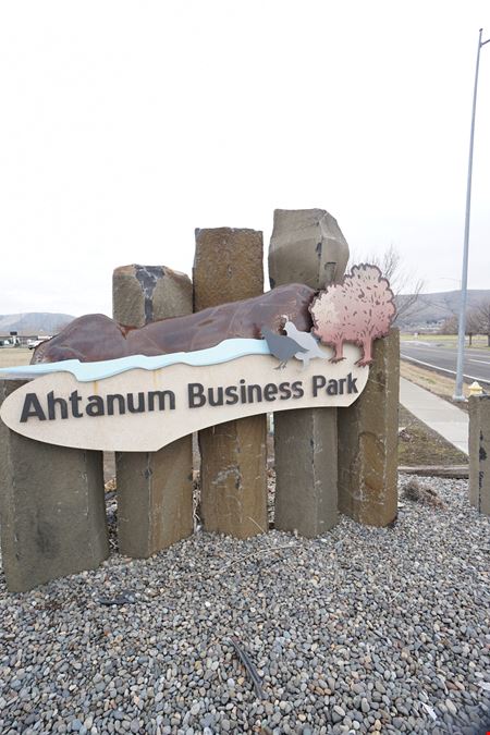 Lot 5- Ahtanum Ridge Business Park