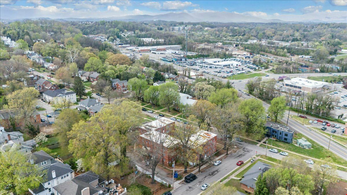 2404 Longview Apartments