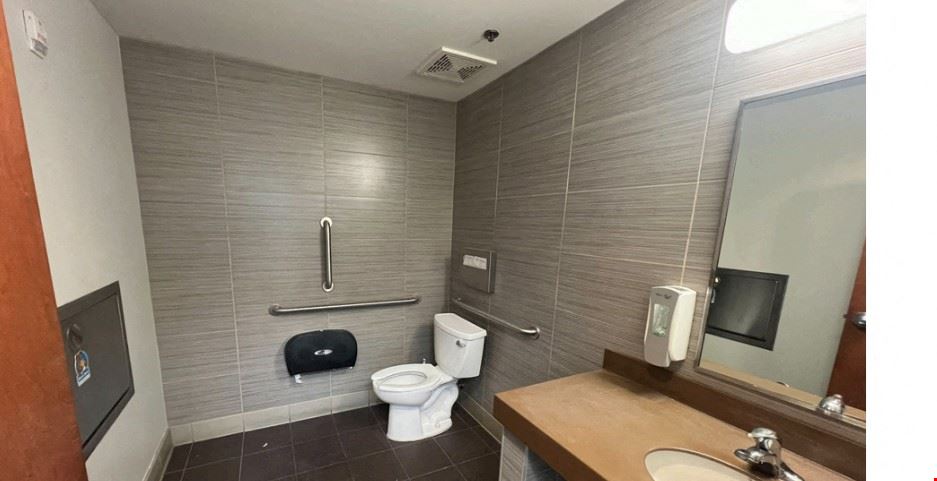 Palm Valley Marketplace SUBLEASE: Suite A08