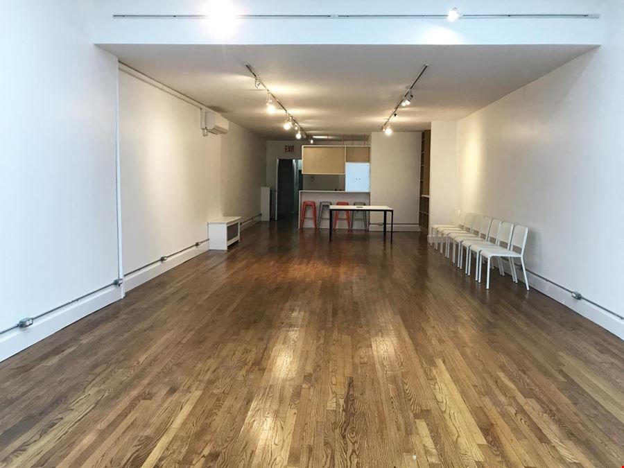 402 W 40th St