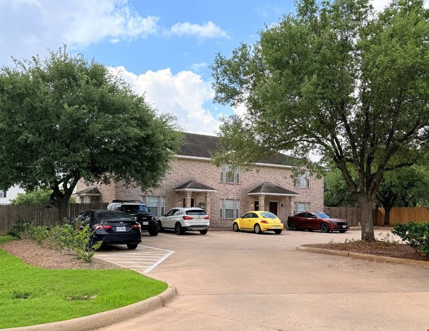 Holleman Village Duplex & Triplex