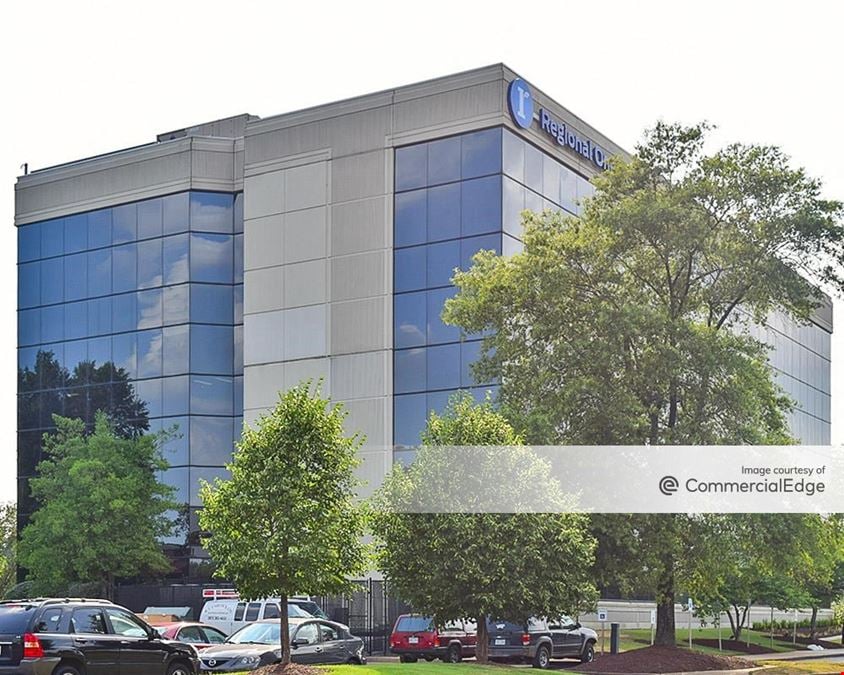 Servicer Sale: $1.6M NOI | Class A Medical Office | Memphis