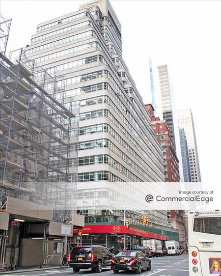 Preview of Office space for Rent at 488 Madison Avenue