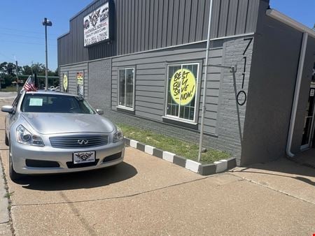 Preview of Retail space for Sale at 7112 Blondo Street