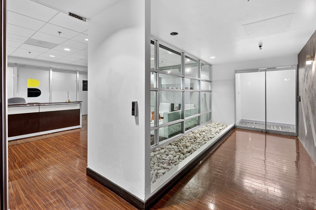 CIM 2 - Income Producing Full 6th Floor - Credit Tenant in a Class A Office Building