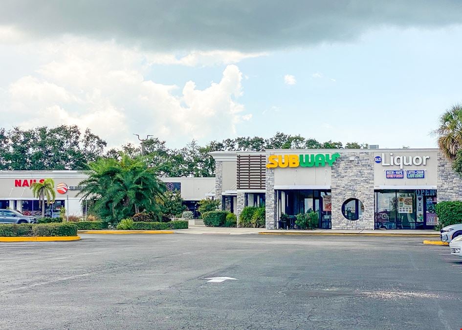 MAXhealth Manatee West Plaza
