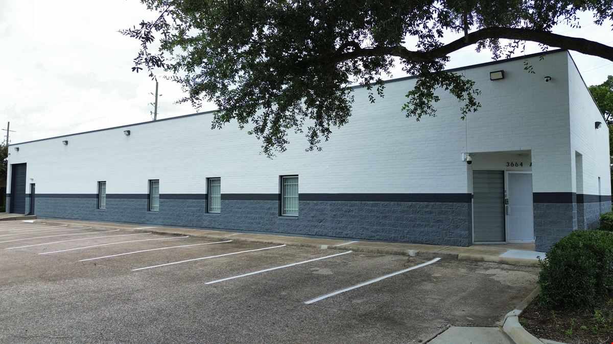3664 Walnut Bend Lane