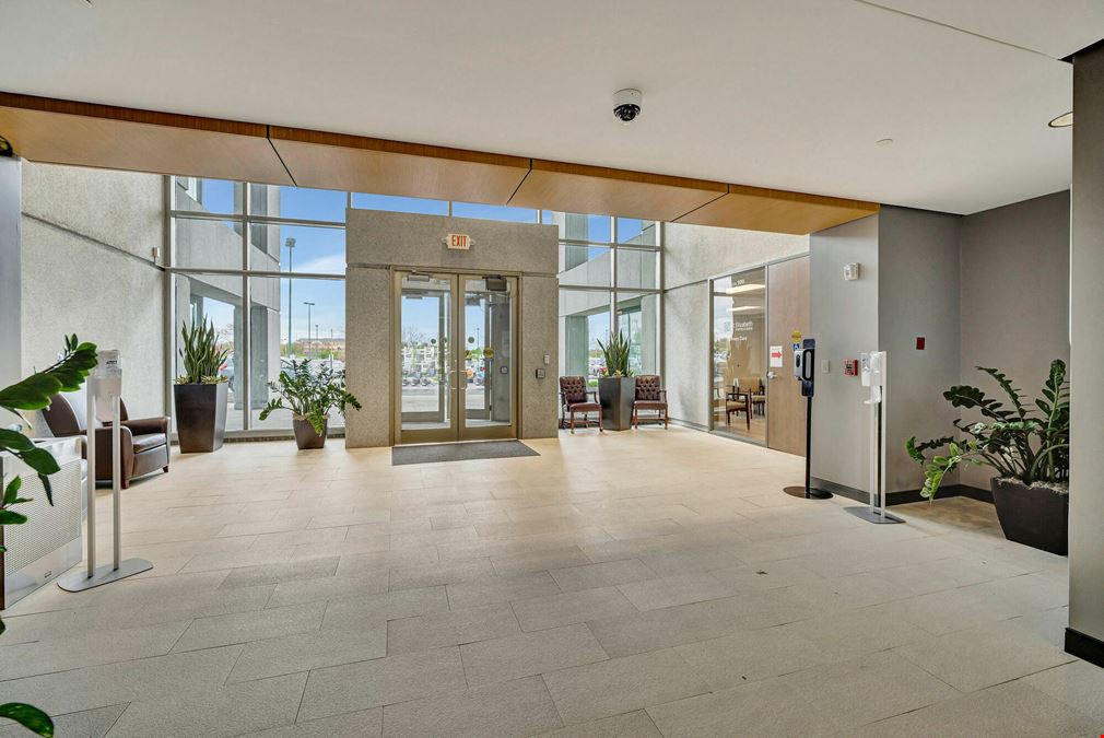 Office Suites | For Lease | Florence, KY