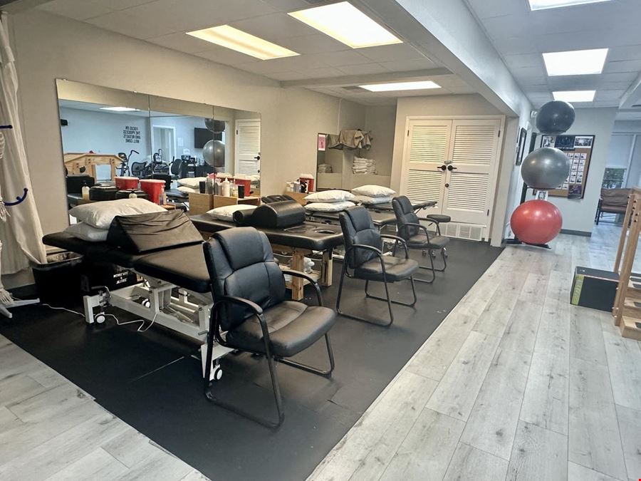 2 Remaining Suites for Lease in Hamilton Medical Campus