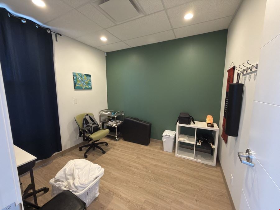 553 40 Street South, Unit 1