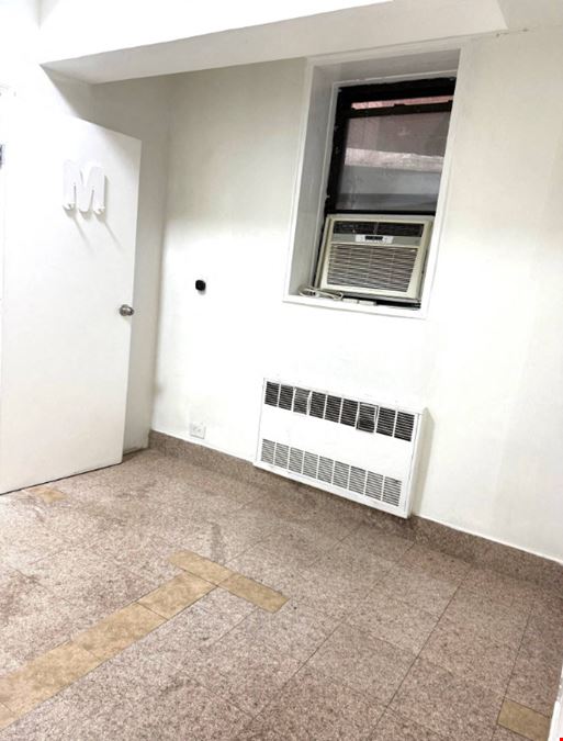 Significant Price Discount 800 sq ft House of Worship Seminary School Day Care Non Profit Medical Professional Office Coop