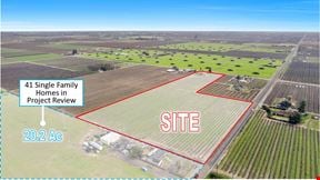 ±13.39 Acres of Vacant Residential Land in Selma, CA