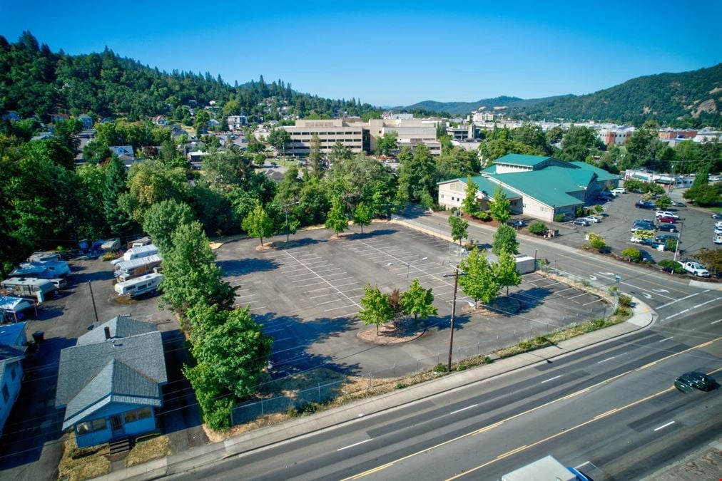 0 Ne Diamond Lake Blvd , Roseburg, OR 97470