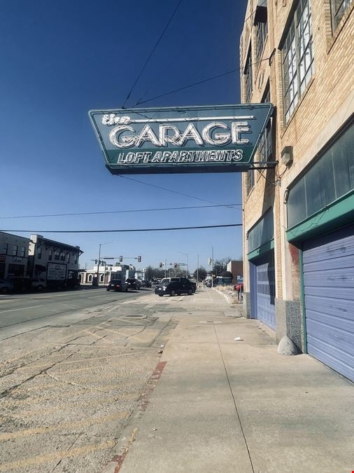 Garage Loft Apartments