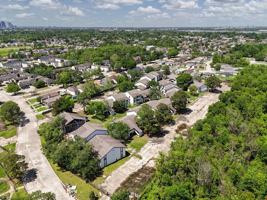 280-Unit Multifamily Redevelopment Opportunity