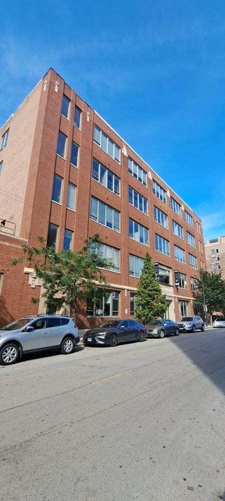 Preview of Office space for Rent at 322 S Green St