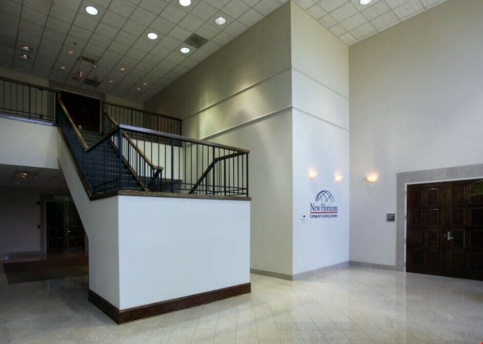 250 Commonwealth Dr