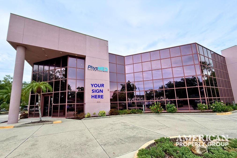 Class A Medical Building Steps from Manatee Memorial