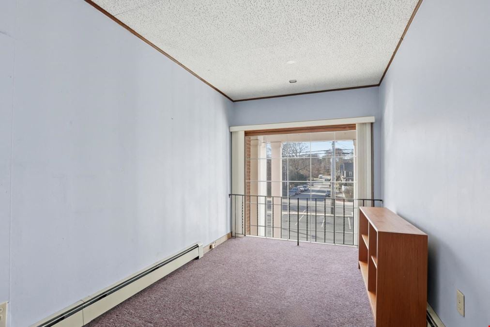 Office or Retail Spaces for Lease in Downtown Georgetown