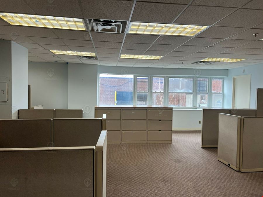 2,300 SF | 241 41st Street | 2nd Floor Built-Out Office Space For Lease