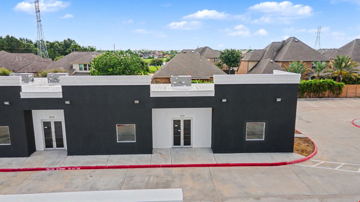 Modern Office Building in West Houston Submarket