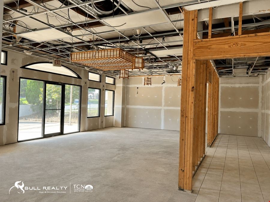 Standalone Restaurant Space | ±3,214 SF