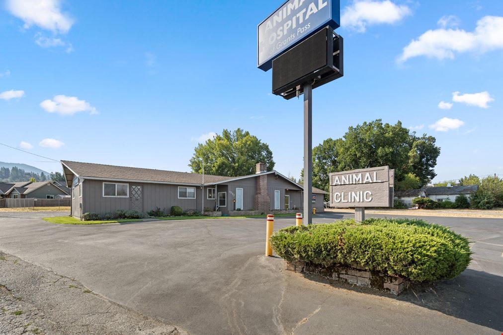 1777 Williams Hwy