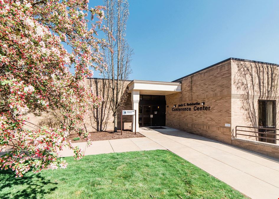 500 Commonwealth Dr