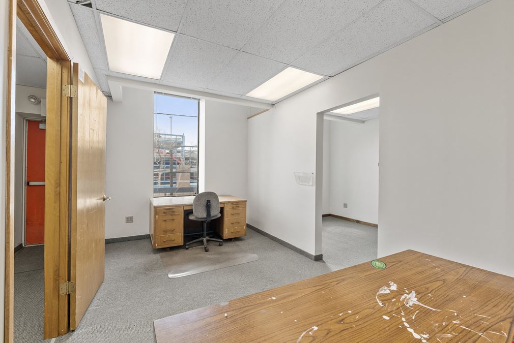 Retail/Office Space - 317 Cedar Ave S
