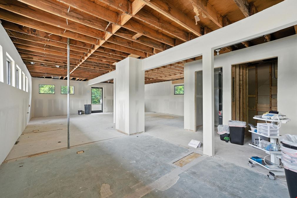 3820 Central Ave