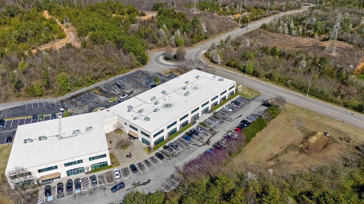 Midpark Road 2,600-22,000 SF Avail. Bus/Ind Park