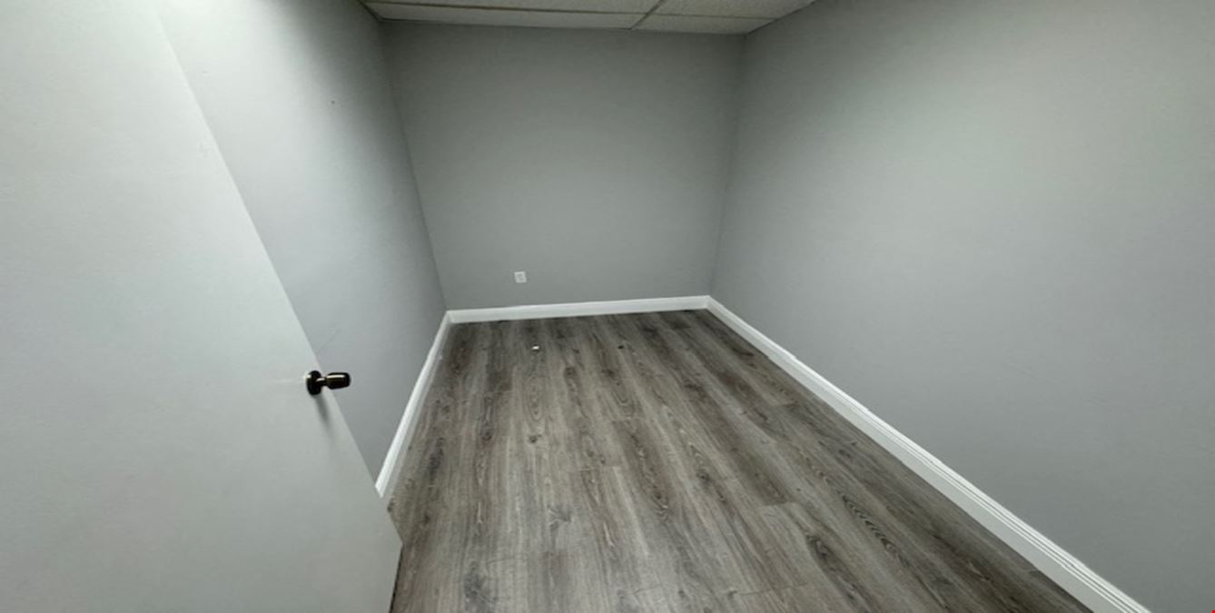 924 SF Suite 223 Professional and Medical Office Space