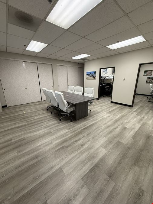 ±6,480 SF Industrial/Flex Building