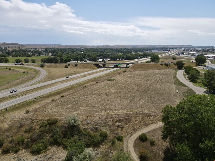 3333 N Frontage Rd