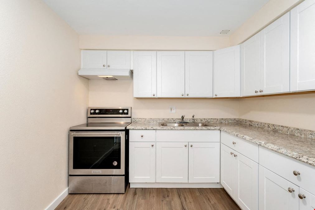 11948 E 17th Ave. Aurora, CO 80010