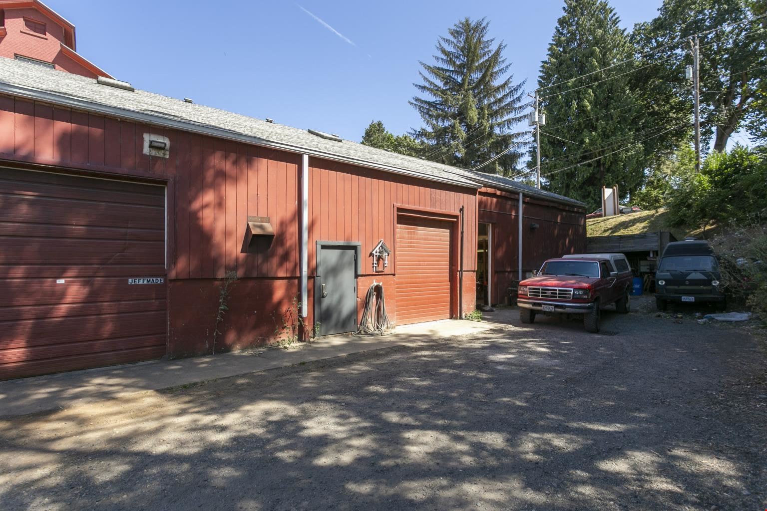 55 NE Farragut Street Portland, OR 97211