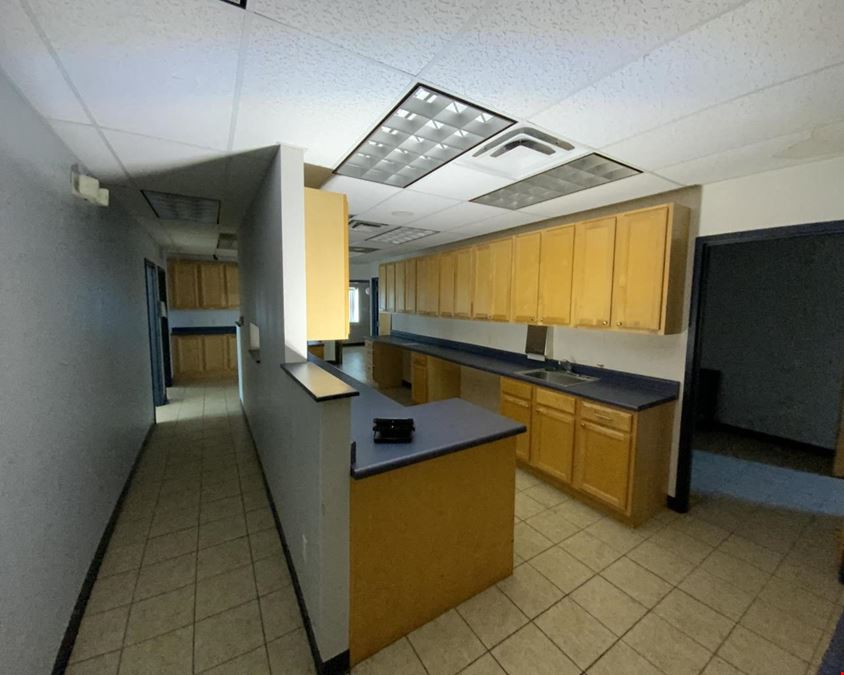 76 Hilltop Village Ctr Dr