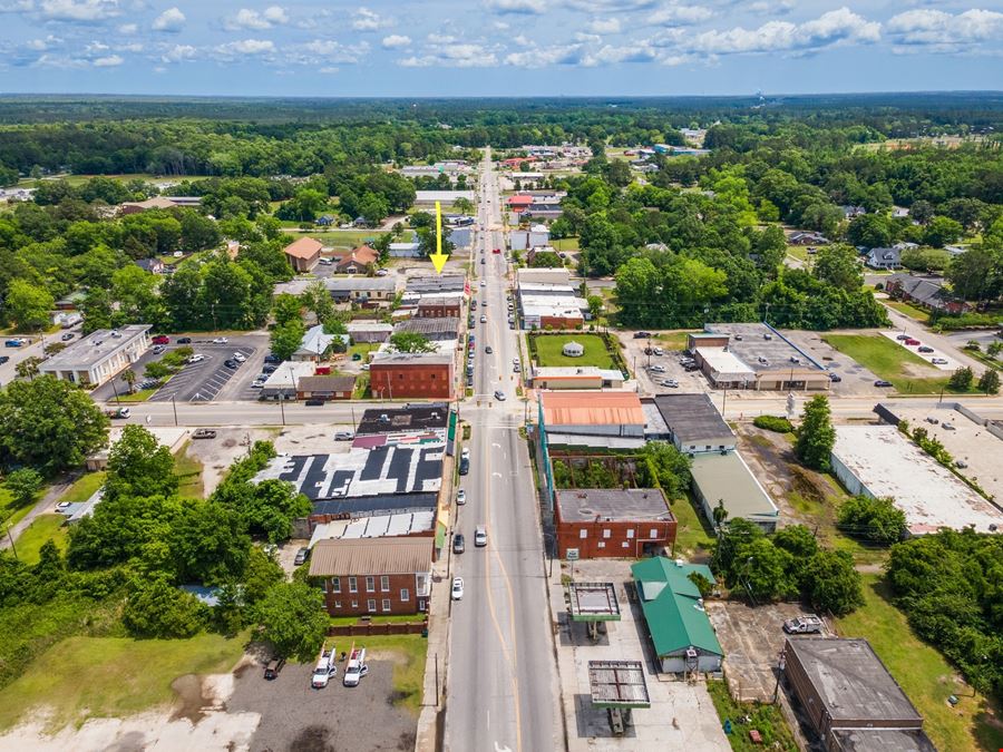 10 E. Main St