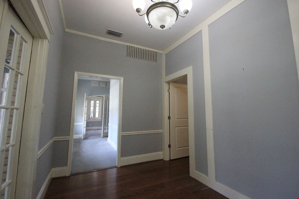 1751 Dauphin St., Mobile AL 36604